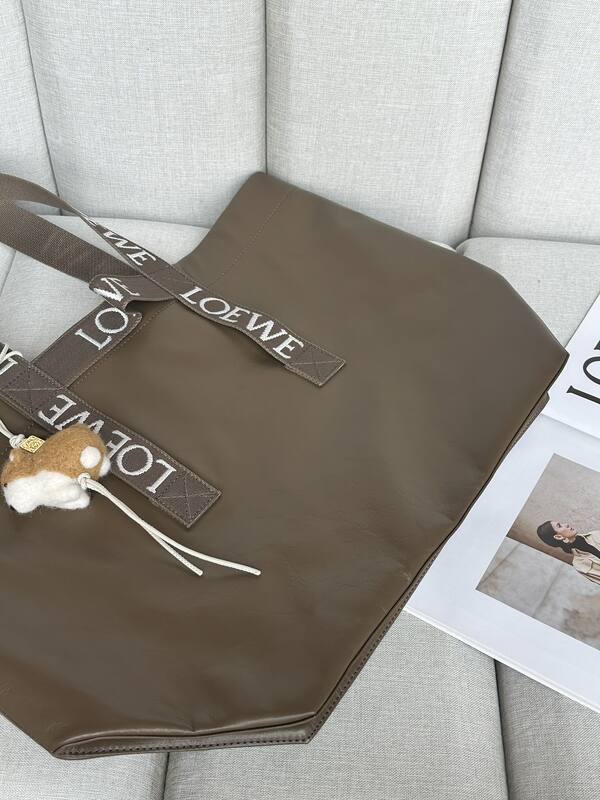 Loewe Brown shoulder bag — Premium Replica