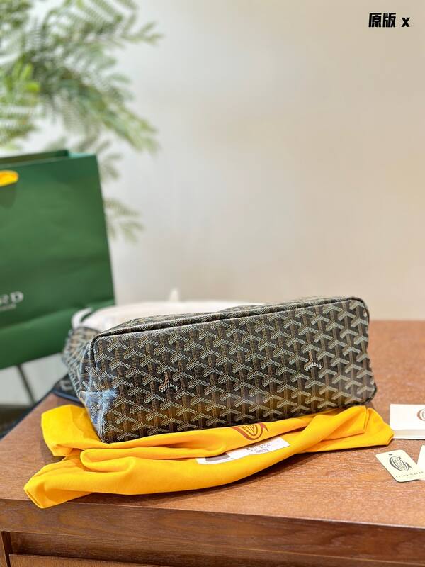 Goyard Black shoulder bag — Top Quality Replica