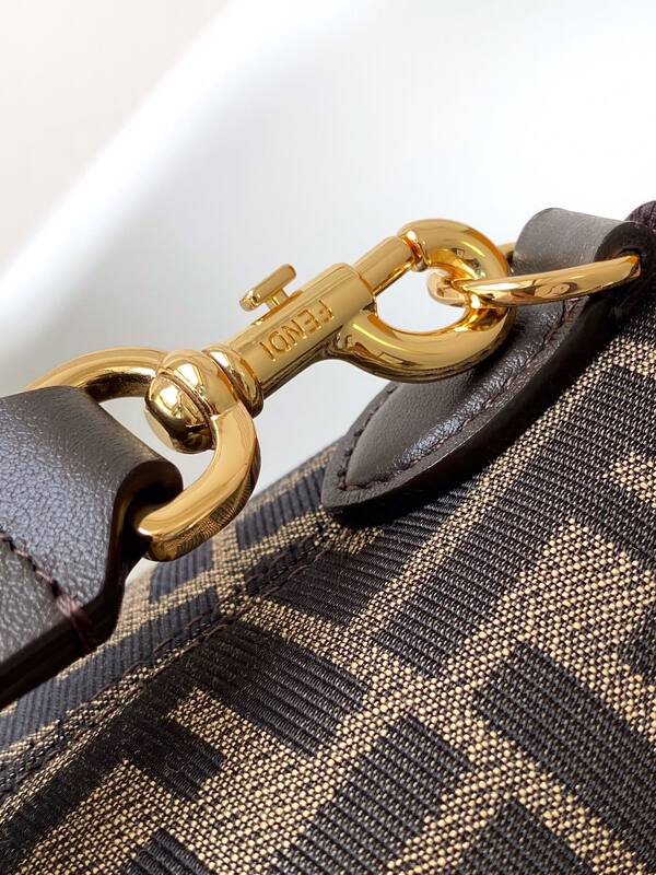 Fendi Monogram shoulder bag — AAA Quality Replica