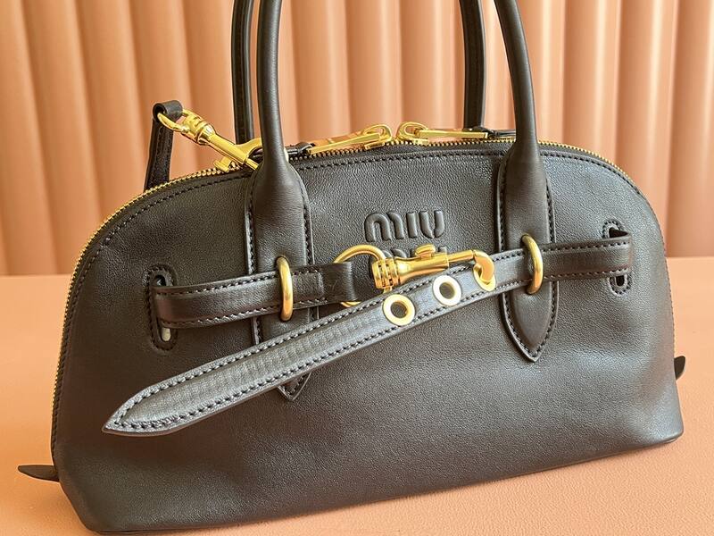 Miu Miu Black shoulder bag — AAA Quality Replica