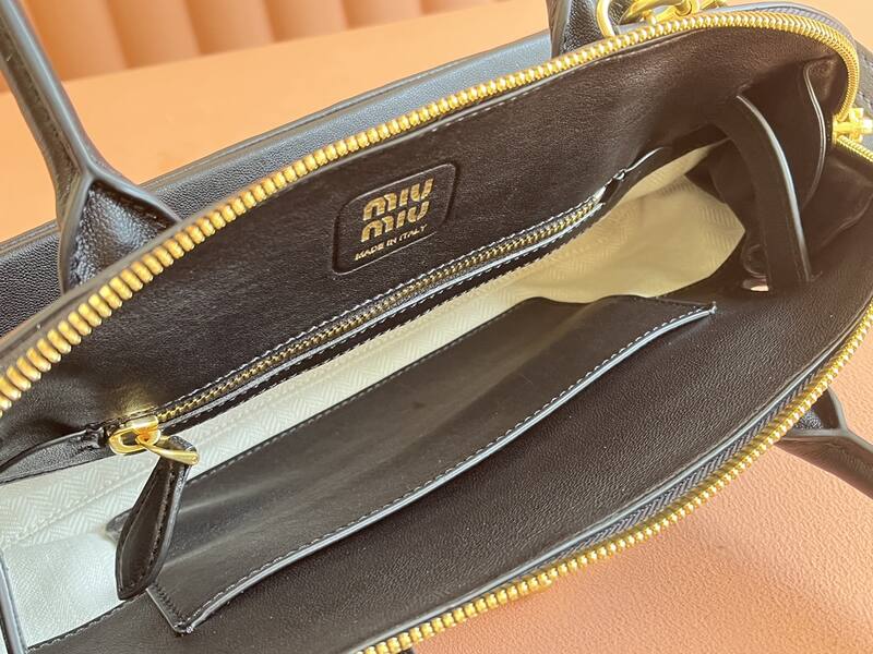 Miu Miu Black shoulder bag — AAA Quality Replica