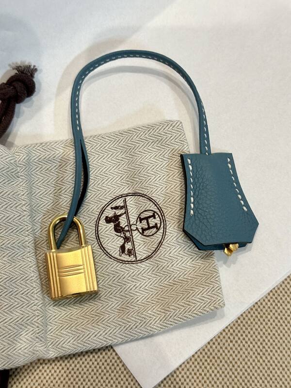 Hermes Birkin Blue handbag — Premium Replica