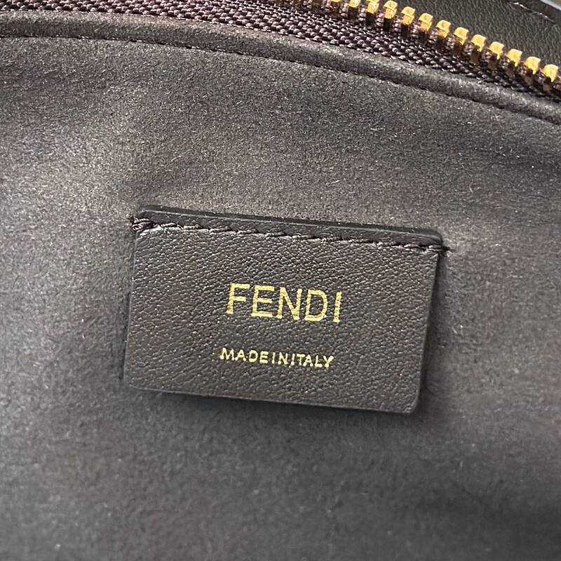 Fendi shoulder bag — Premium Replica