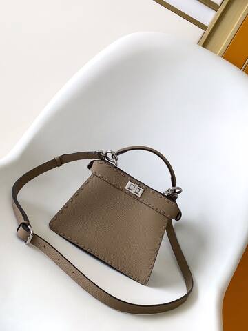 Fendi Peekaboo Beige 33x22x14cm shoulder bag Top Quality Replica