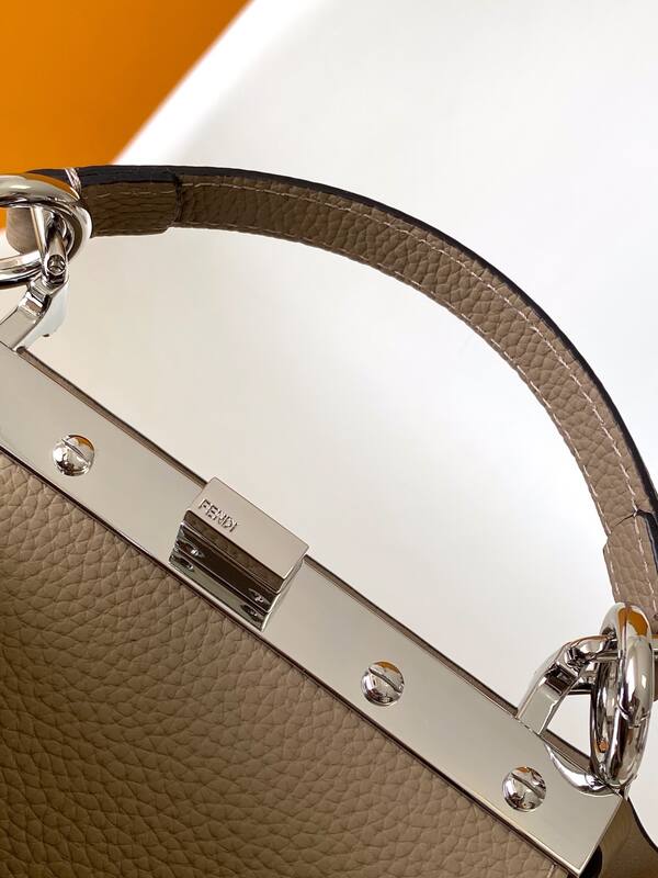 Fendi Peekaboo Beige 33x22x14cm shoulder bag — Top Quality Replica