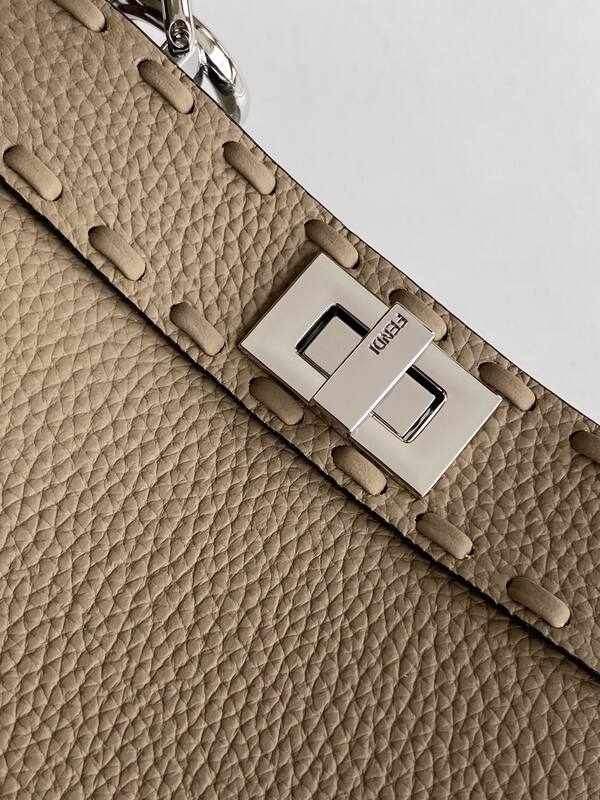Fendi Peekaboo Beige 33x22x14cm shoulder bag — Top Quality Replica