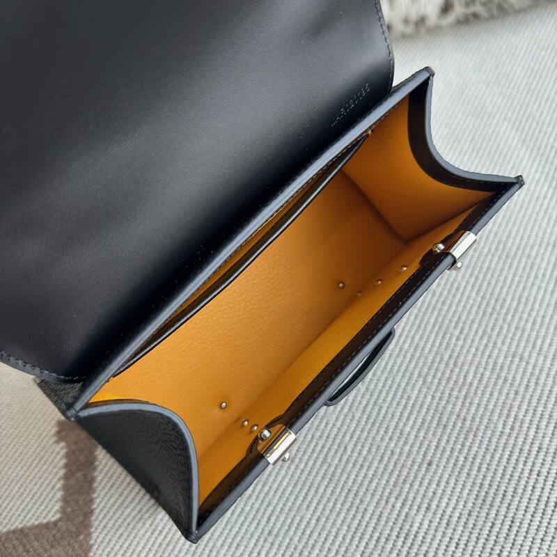 Goyard Black shoulder bag — Top Quality Replica