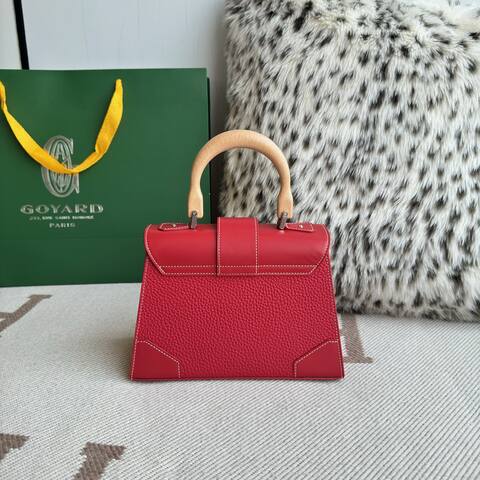 Goyard Red 18x12cm shoulder bag AAA Quality Replica