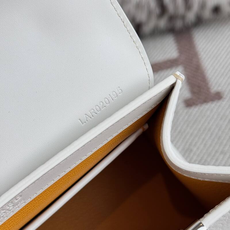 Goyard White shoulder bag — Premium Replica