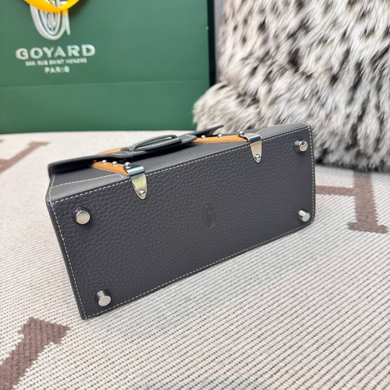 Goyard Grey shoulder bag — Top Quality Replica