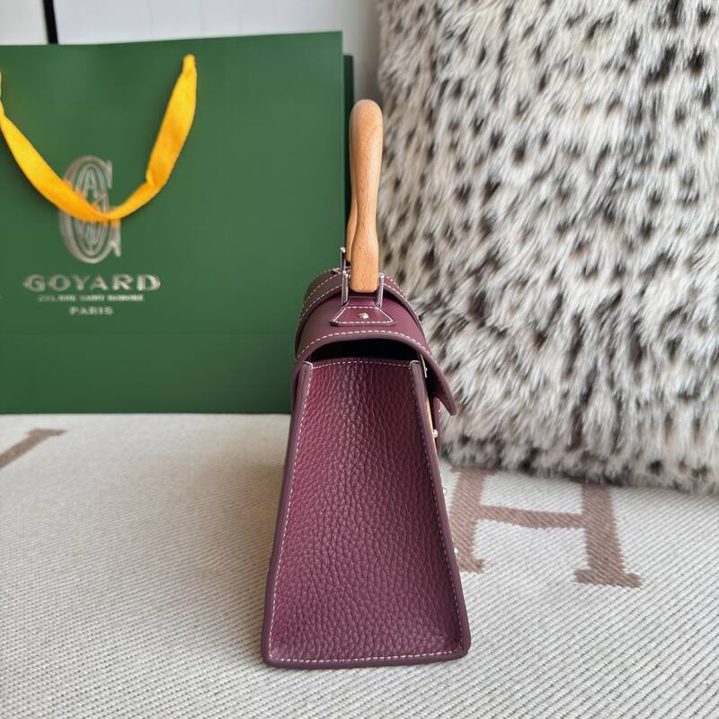Goyard Saigon Burgundy top handle — 1:1 Replica