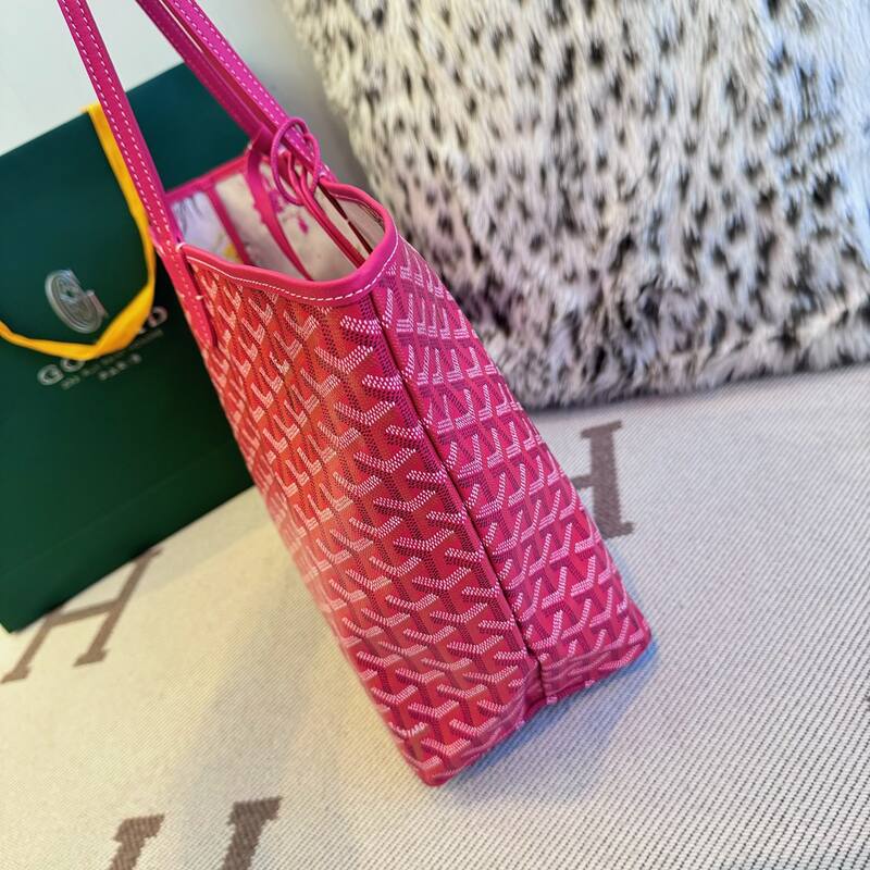 Goyard Pink shoulder bag — Top Quality Replica
