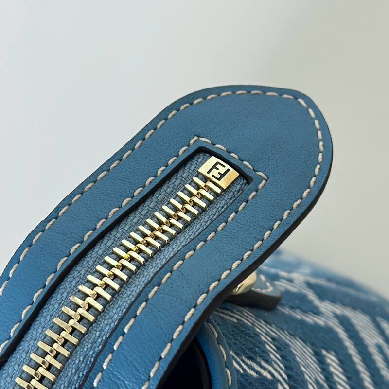 Fendi shoulder bag — Premium Replica