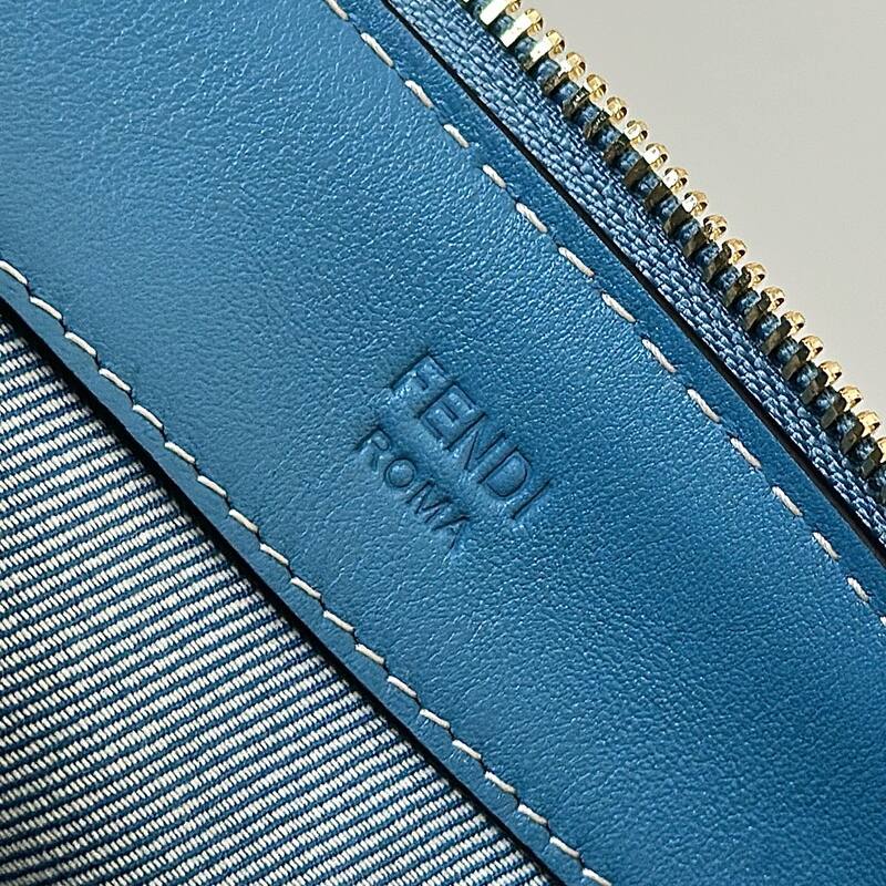 Fendi shoulder bag — Premium Replica