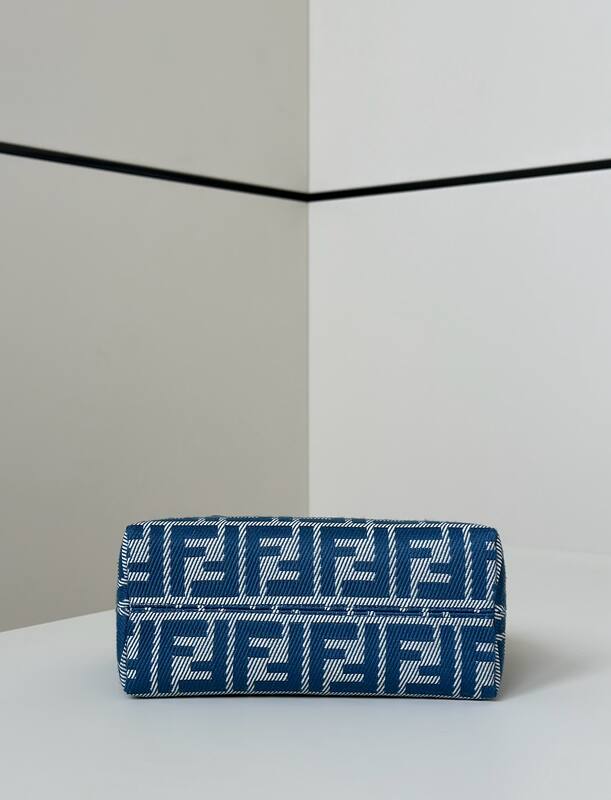 Fendi shoulder bag — 1:1 Replica