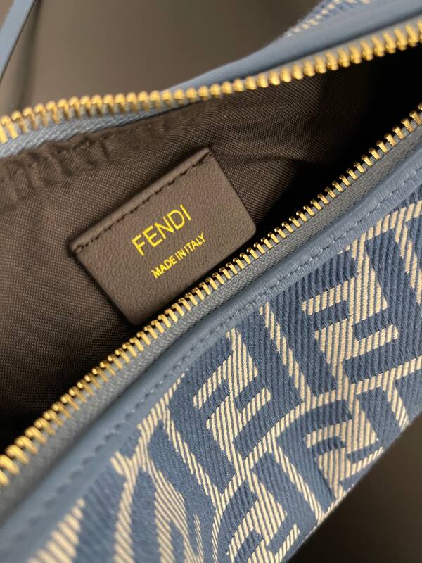 Fendi Blue 25x18x10cm shoulder bag — 1:1 Replica