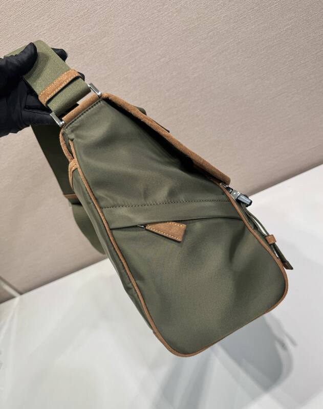 Prada Brown shoulder bag — AAA Quality Replica