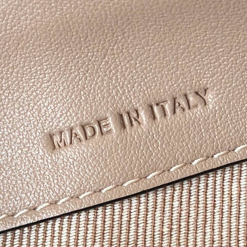 Fendi shoulder bag — 1:1 Replica