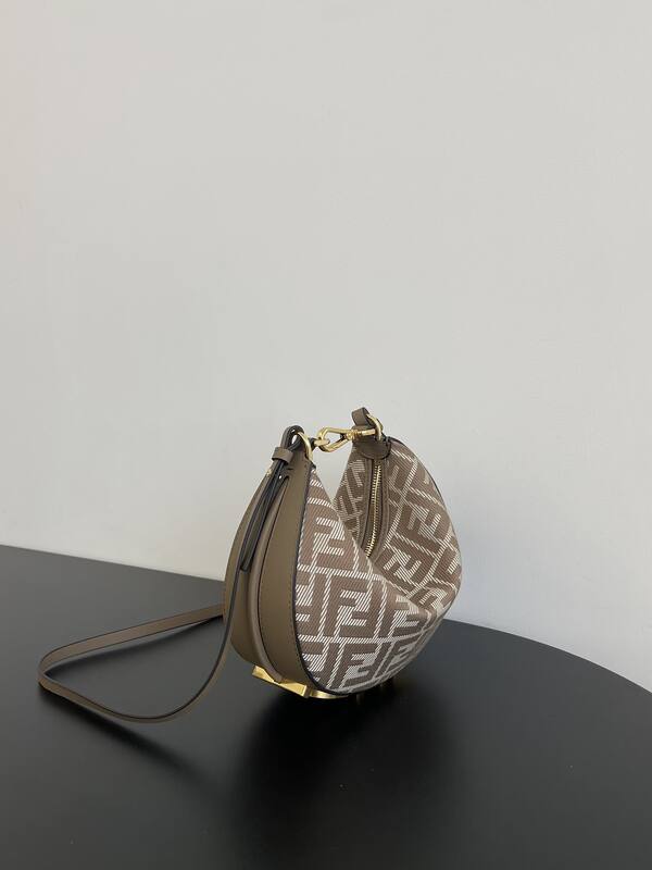 Fendi Monogram 25x18x10cm shoulder bag — Top Quality Replica