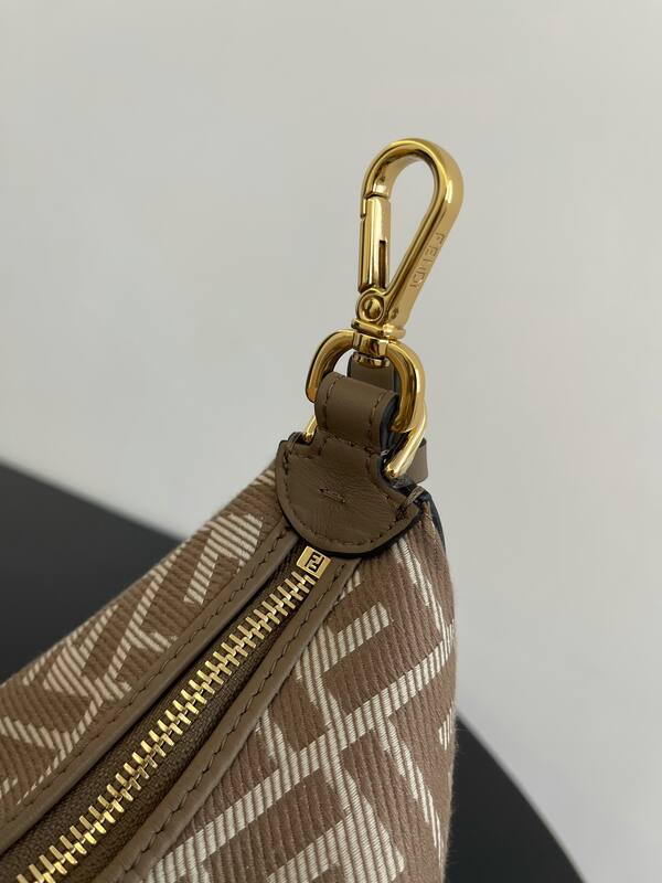 Fendi Monogram 25x18x10cm shoulder bag — Top Quality Replica
