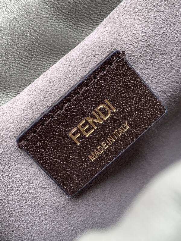 Fendi Green 25x18x10cm shoulder bag — Premium Replica
