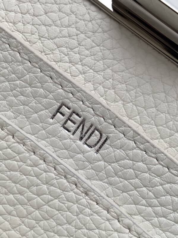 Fendi Peekaboo White 33x22x14cm shoulder bag — Top Quality Replica