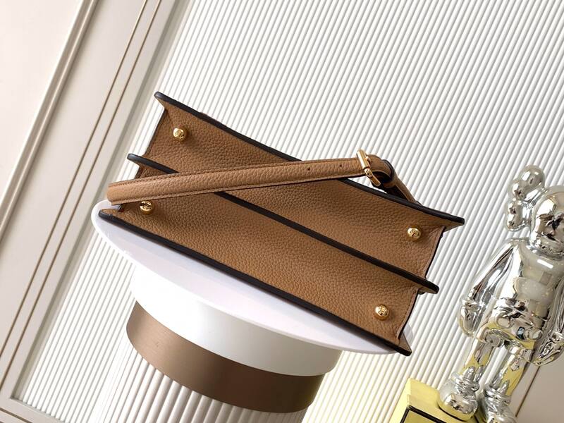 Fendi Peekaboo Brown 33x22x14cm shoulder bag — Top Quality Replica