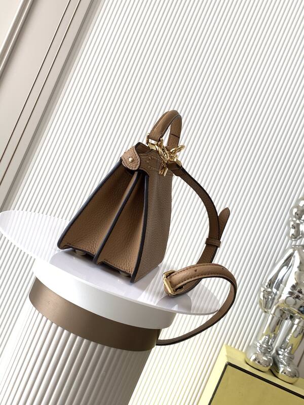 Fendi Peekaboo Brown 33x22x14cm shoulder bag — AAA Quality Replica