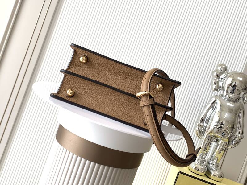 Fendi Peekaboo Brown 33x22x14cm shoulder bag — AAA Quality Replica