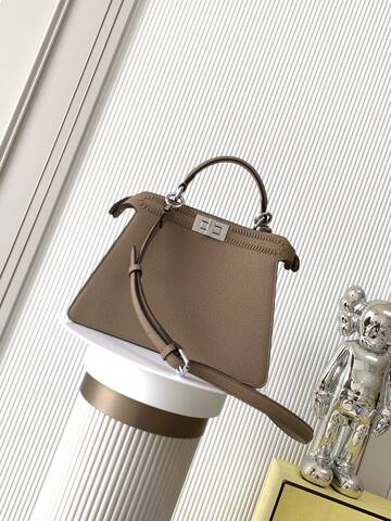 Fendi Peekaboo Beige 33x22x14cm shoulder bag 1 1 Replica