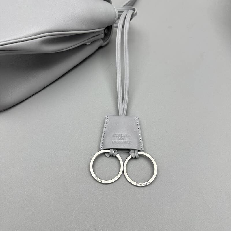 Balenciaga Gray 25x18x10cm shoulder bag — Top Quality Replica