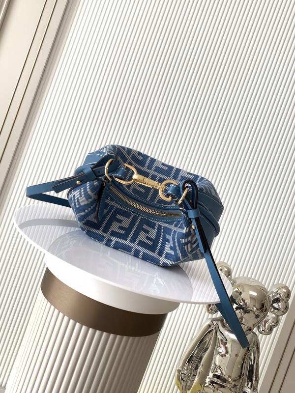 Fendi Blue 25x18x10cm shoulder bag — Premium Replica