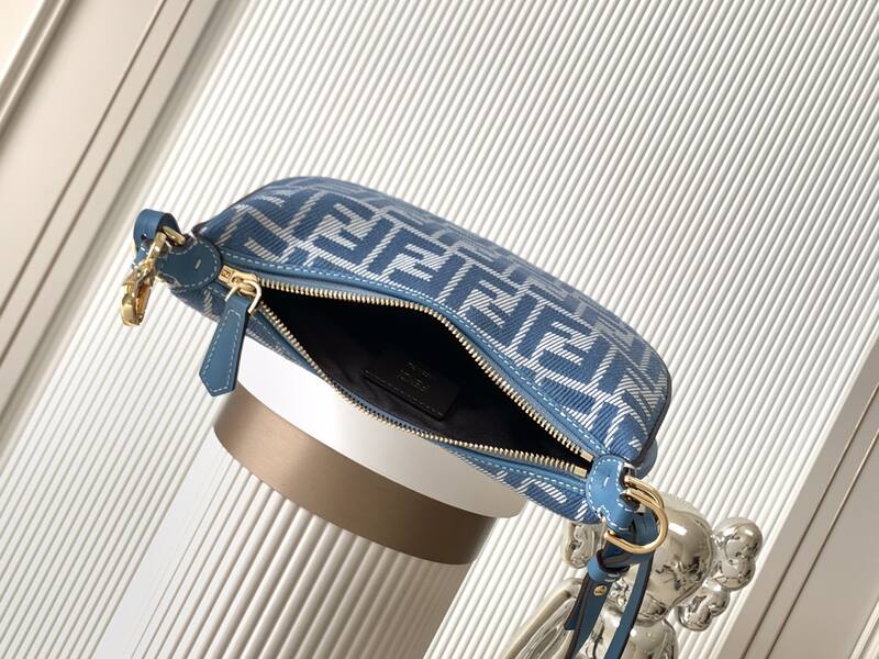 Fendi Blue 25x18x10cm shoulder bag — Premium Replica