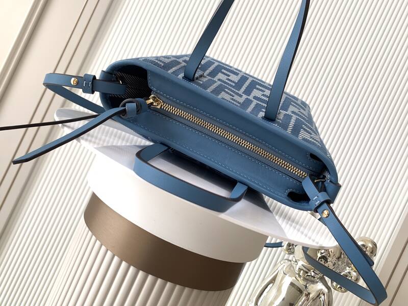 Fendi Blue shoulder bag — 1:1 Replica