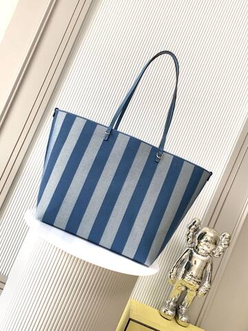 Fendi Blue 40x30x16cm shoulder bag Top Quality Replica