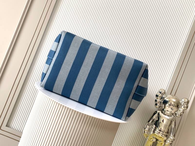 Fendi Blue 40x30x16cm shoulder bag — Top Quality Replica