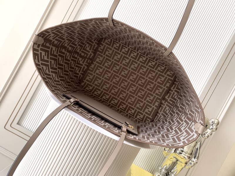 Fendi Brown 40x30x16cm shoulder bag — AAA Quality Replica