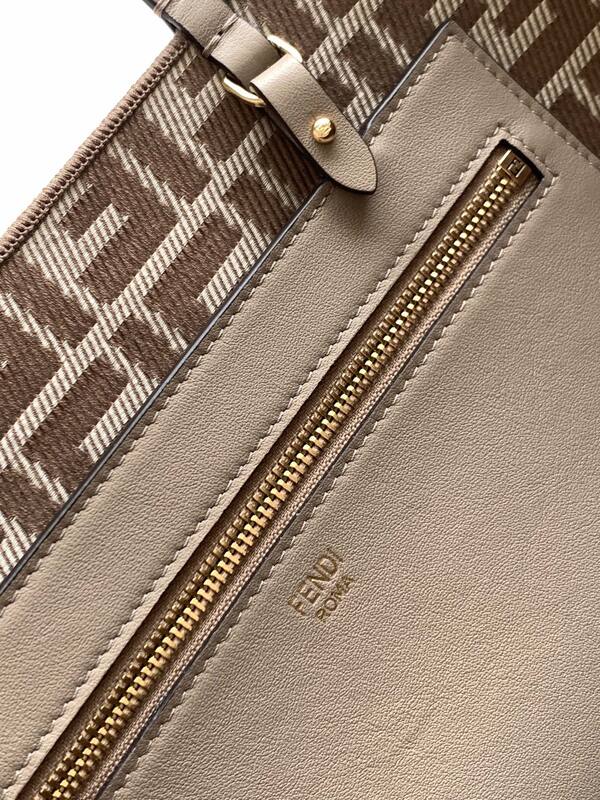 Fendi Brown 40x30x16cm shoulder bag — AAA Quality Replica