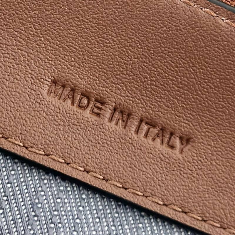 Fendi shoulder bag — AAA Quality Replica