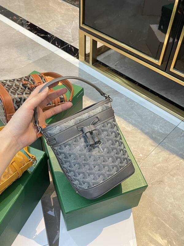 Goyard Grey shoulder bag — 1:1 Replica