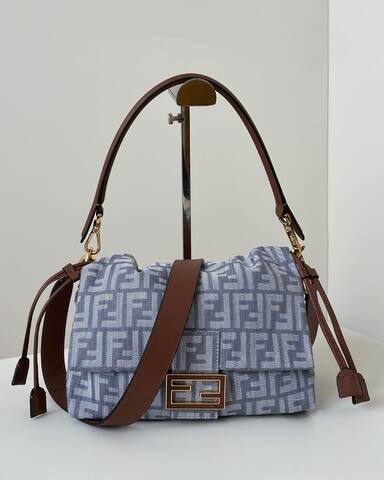Fendi shoulder bag 1 1 Replica