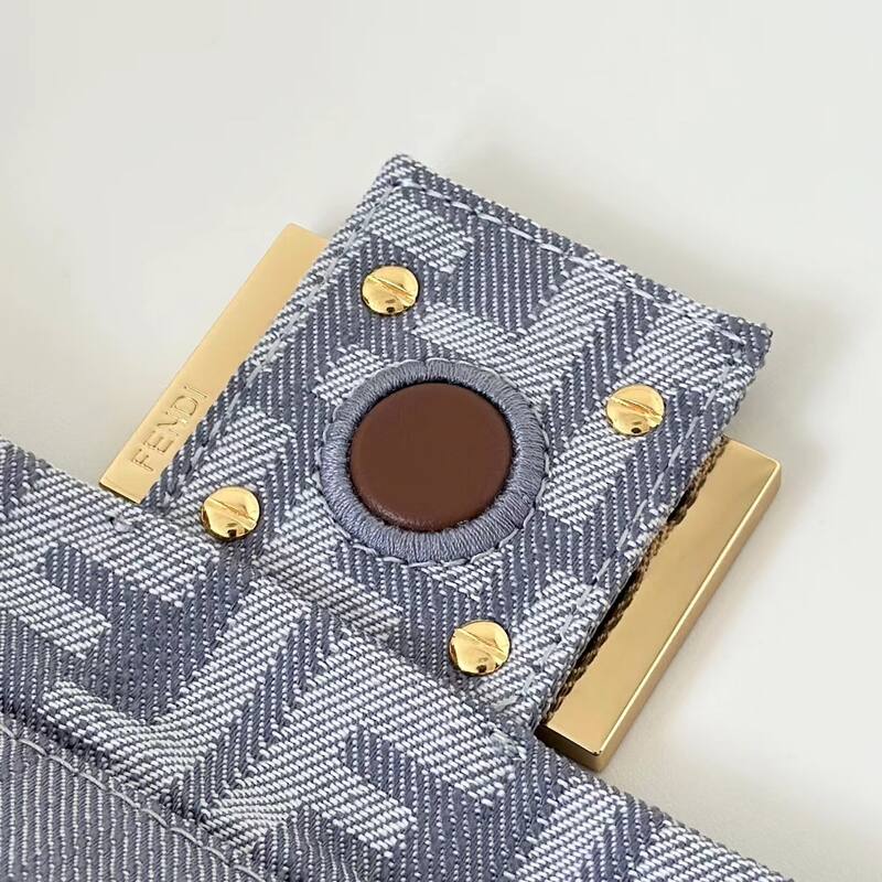 Fendi shoulder bag — 1:1 Replica