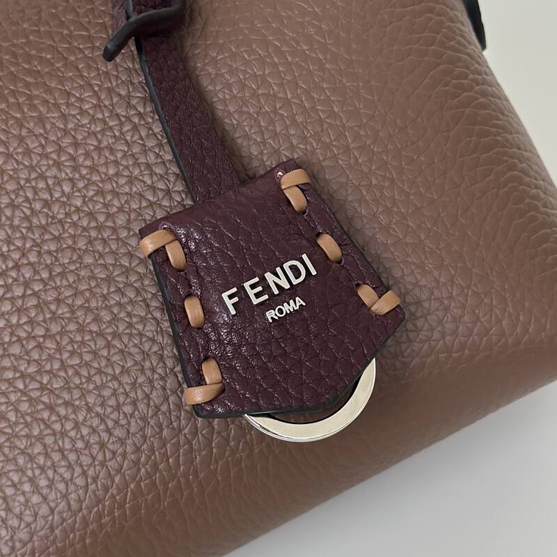 Fendi Brown shoulder bag — 1:1 Replica