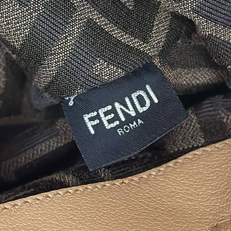Fendi shoulder bag — Top Quality Replica