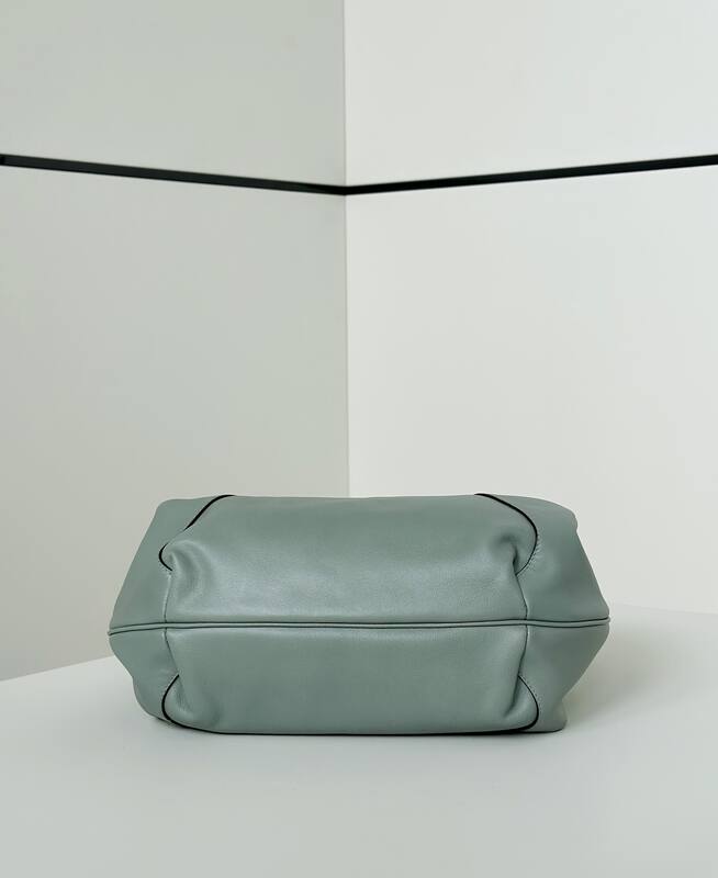 Fendi shoulder bag — AAA Quality Replica
