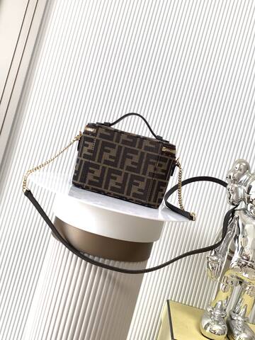 Fendi Brown 18x12cm shoulder bag Premium Replica