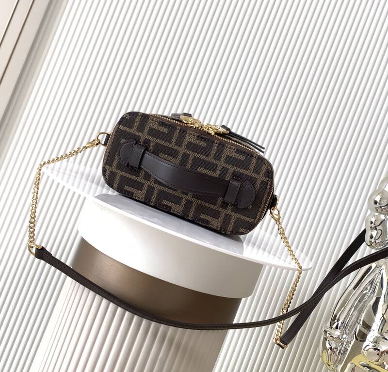 Fendi Brown shoulder bag — Premium Replica