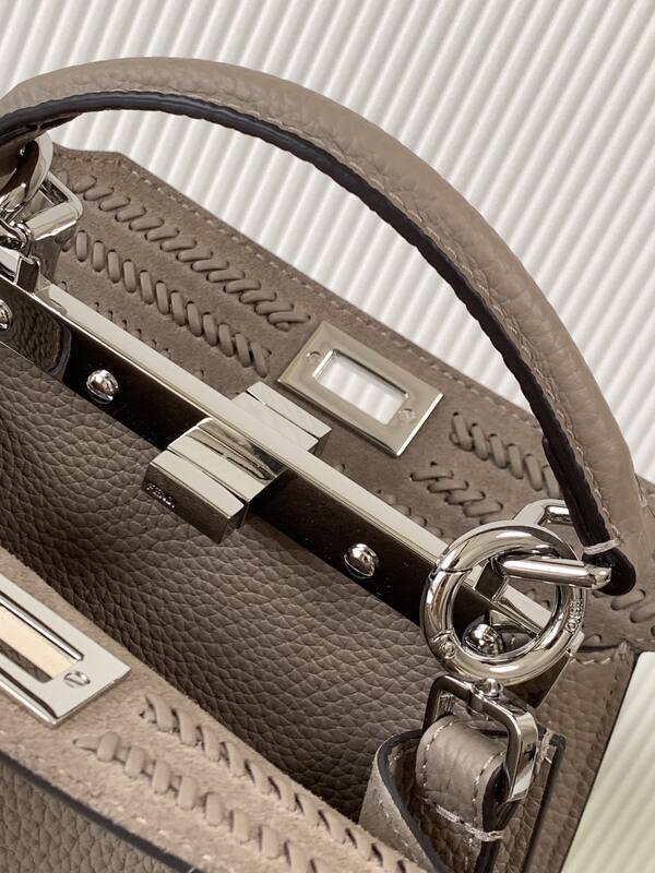 Fendi Peekaboo Gray 33x22x14cm shoulder bag — Premium Replica