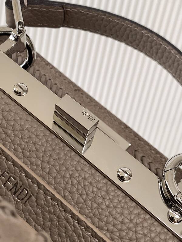 Fendi Peekaboo Gray 33x22x14cm shoulder bag — Premium Replica