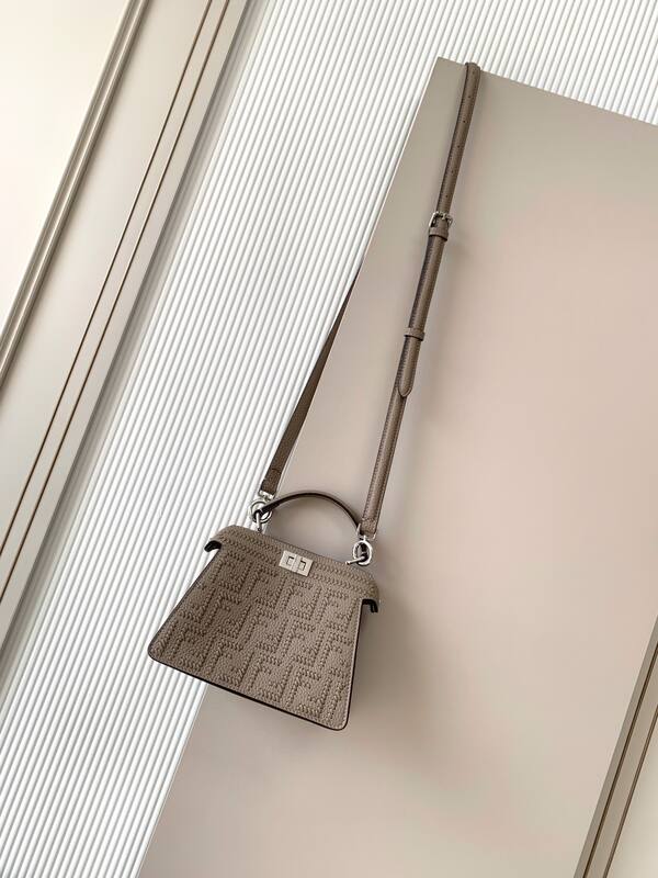 Fendi Peekaboo Gray 33x22x14cm shoulder bag — Premium Replica